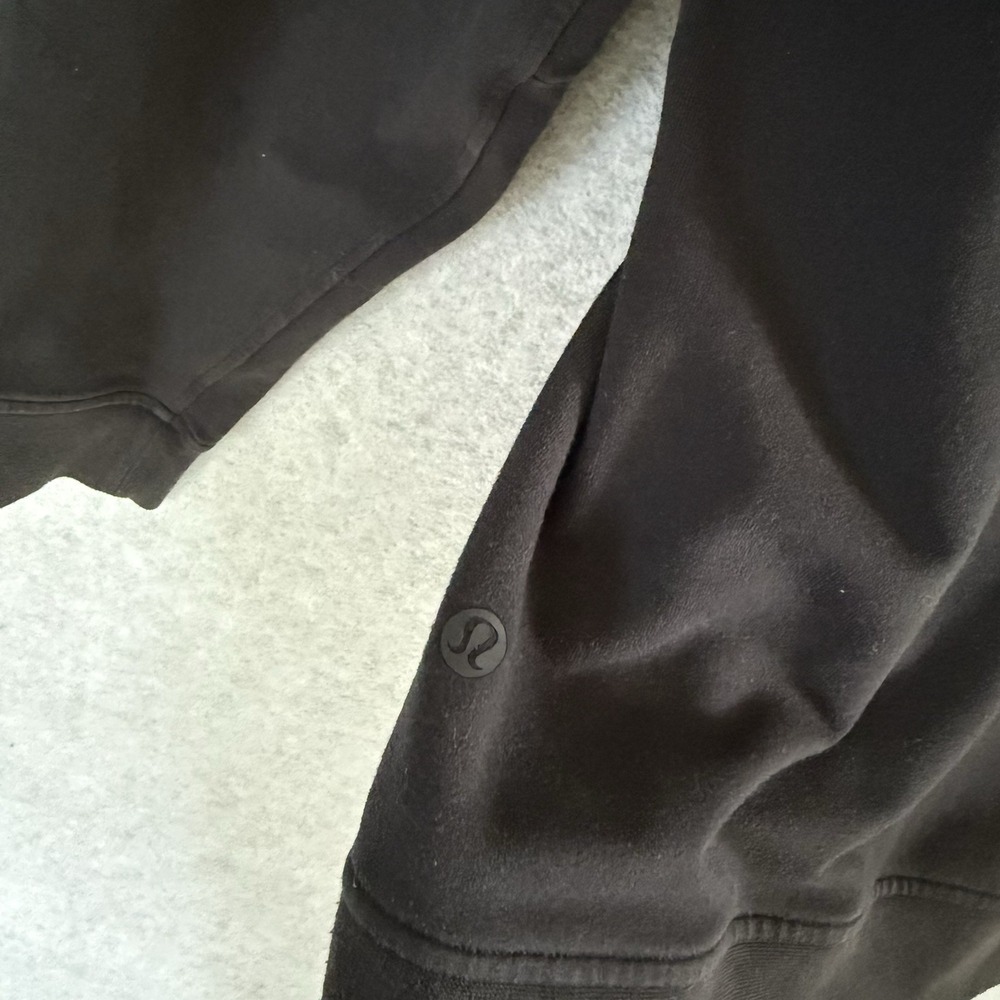 Lululemon Mens City Sweat Pullover Hoodie Black Size 2XL Gym Work Run Athleisure - Picture 3 of 9